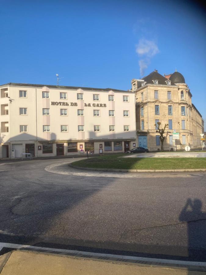 Hotel De La Gare Бар-ле-Дюк Экстерьер фото